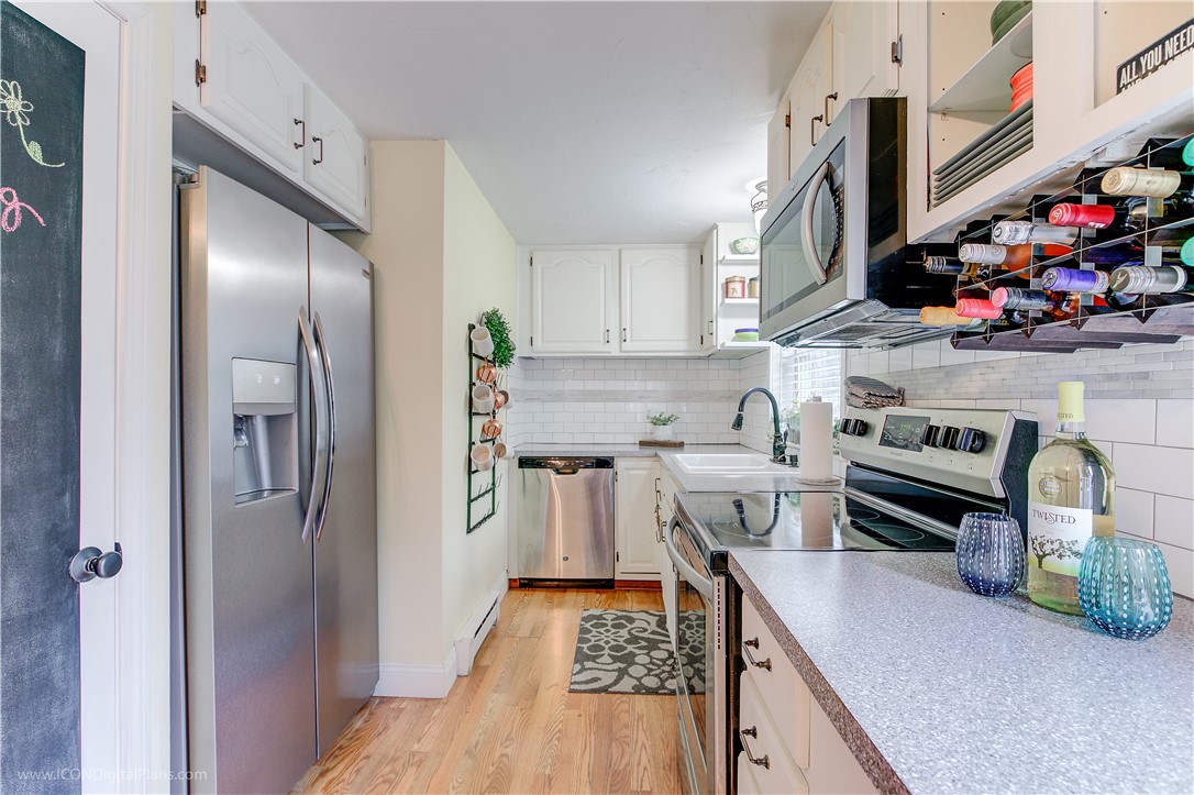 2 Bryant Street Assonet, MA 02702 - Photo 3 of 29