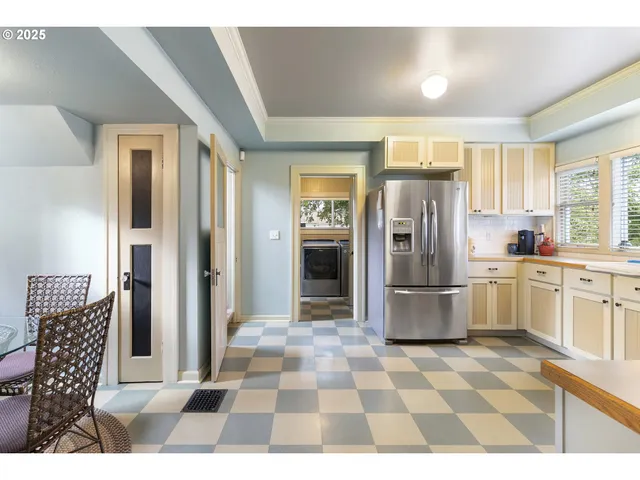 $515,000 | 15745 Southeast McKinley Avenue, Clackamas, OR 97015