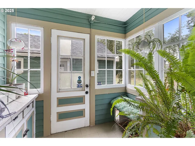 $515,000 | 15745 Southeast McKinley Avenue, Clackamas, OR 97015