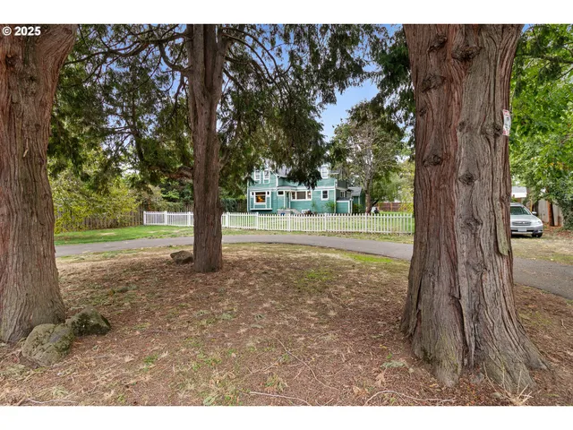 $515,000 | 15745 Southeast McKinley Avenue, Clackamas, OR 97015