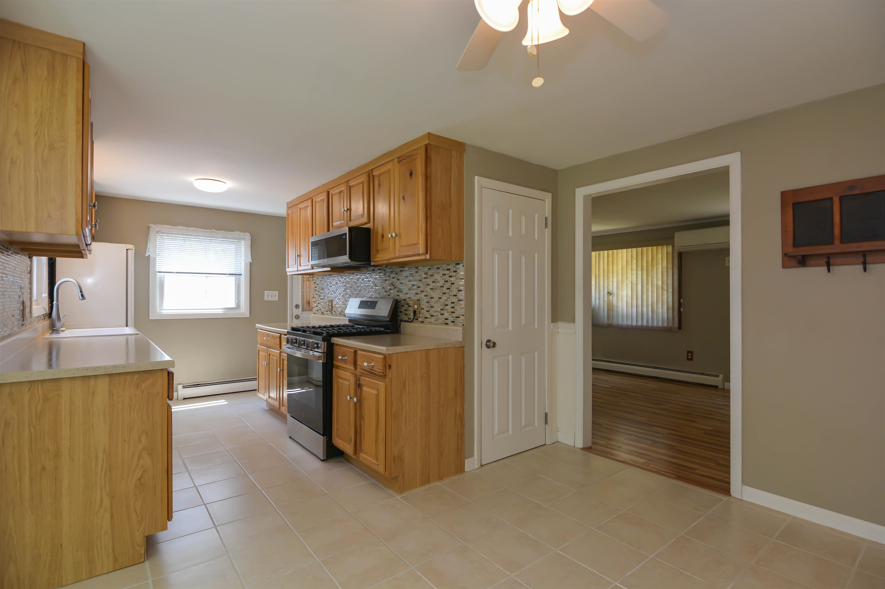 73 Brown Hill Road Hampstead, NH 03826 - Photo 6 of 41
