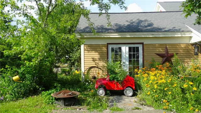 $395,000 | 6431 State Highway, Burlington Flats, NY 13315