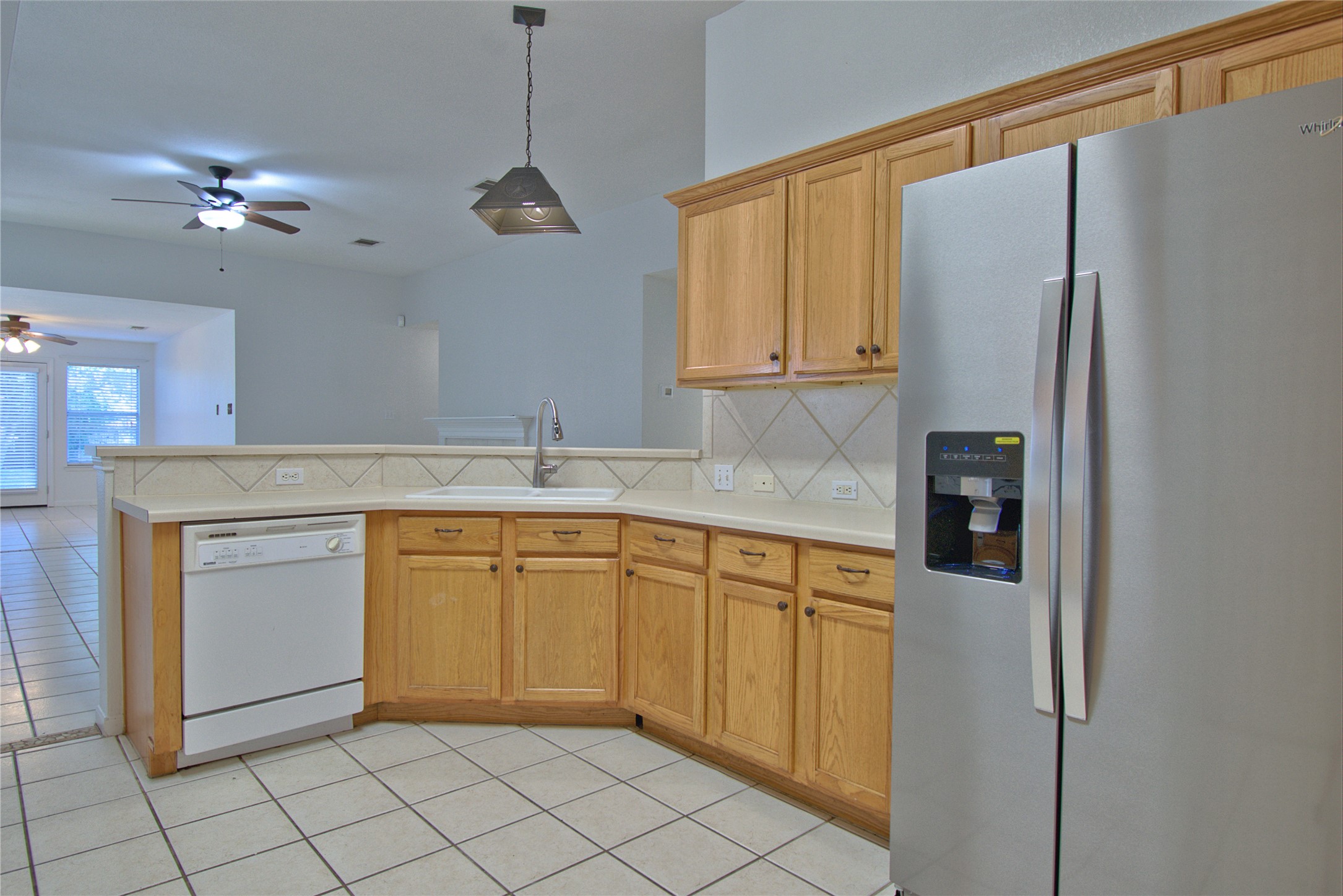 120 Greenside Lane Georgetown, TX 78633 - Photo 8 of 27