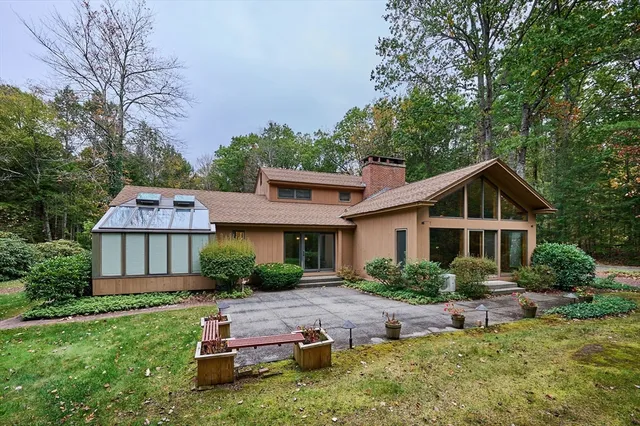 $625,000 | 72 Meadowwood Drive, Greenfield, MA 01301