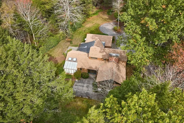 $625,000 | 72 Meadowwood Drive, Greenfield, MA 01301