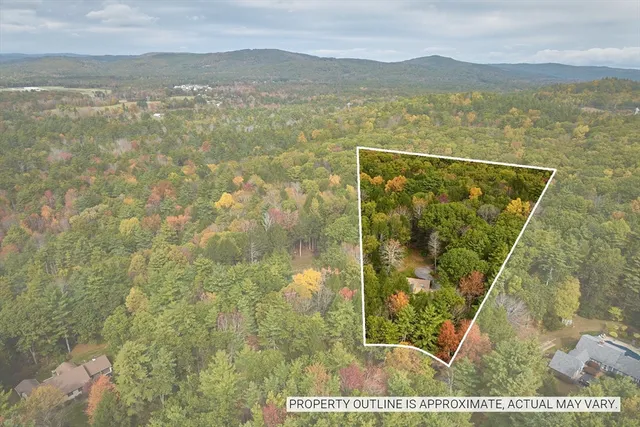 $625,000 | 72 Meadowwood Drive, Greenfield, MA 01301