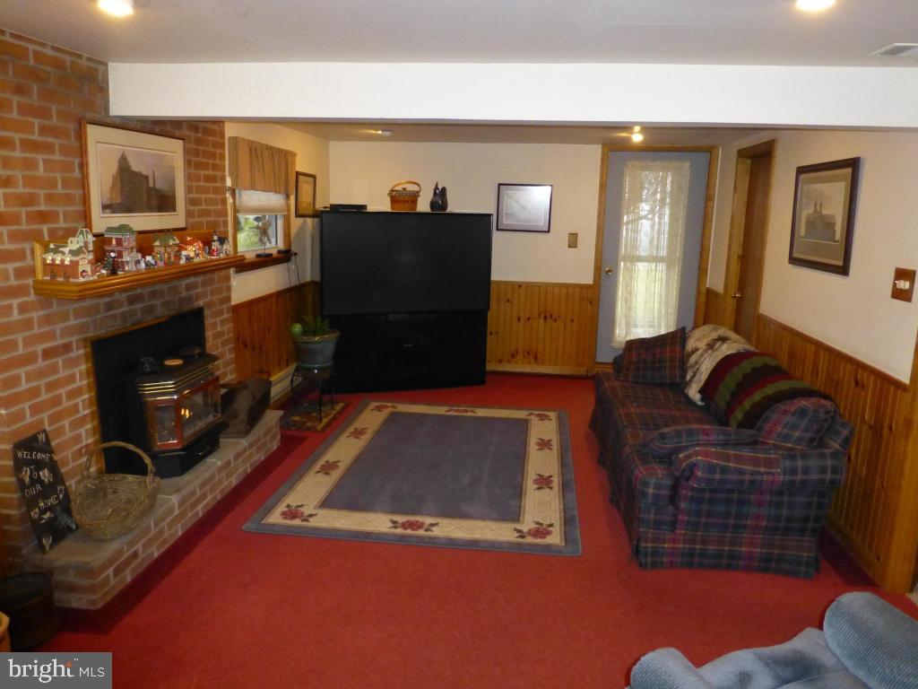 4137 White Oak Road Paradise, PA 17562 - Photo 36 of 54 Gallery Image 36