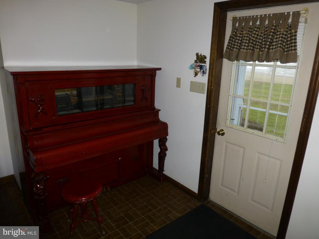 4137 White Oak Road Paradise, PA 17562 - Photo 53 of 54 Gallery Image 53