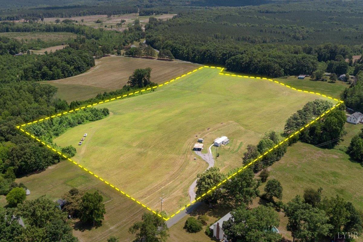 1606 Mt Calvary Road Brookneal, VA 24528 - Photo 27 of 43
