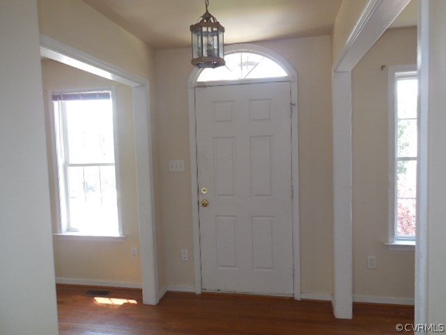 2937 Mariners Place Midlothian, VA 23112 - Photo 3 of 16 Entrance Foyer