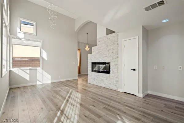 $2,195 | 8141 Dartmoor Avenue, Las Vegas, NV 89129