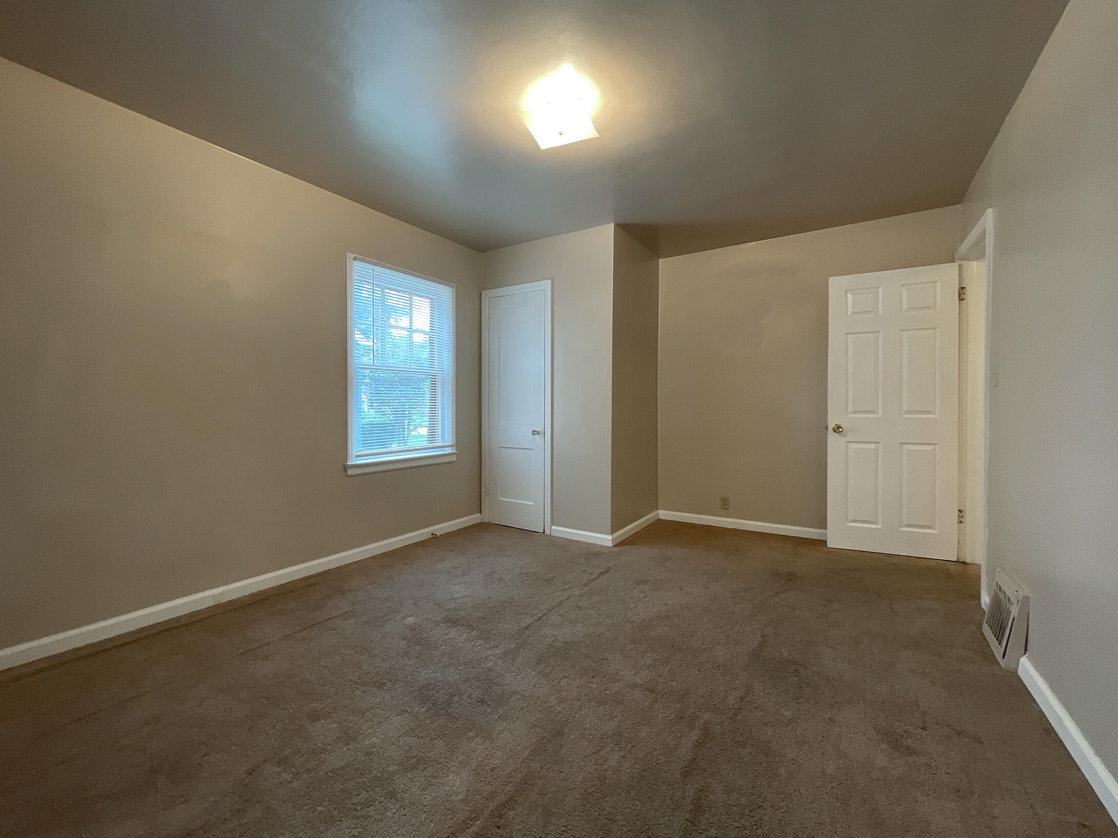 4924 North 73rd Street Milwaukee, WI 53218 - Photo 12 of 24 DJI_20210722_164248_790