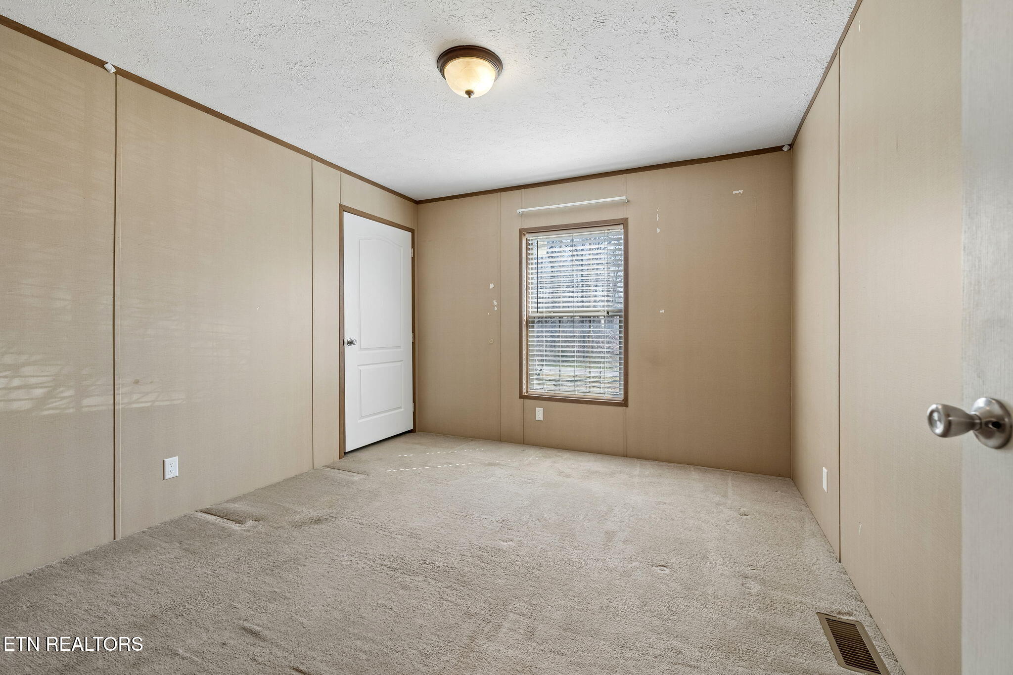 89 Poplar Drive Beechgrove, TN 37018 - Photo 25 of 37 25-89 Poplar Dr - 026