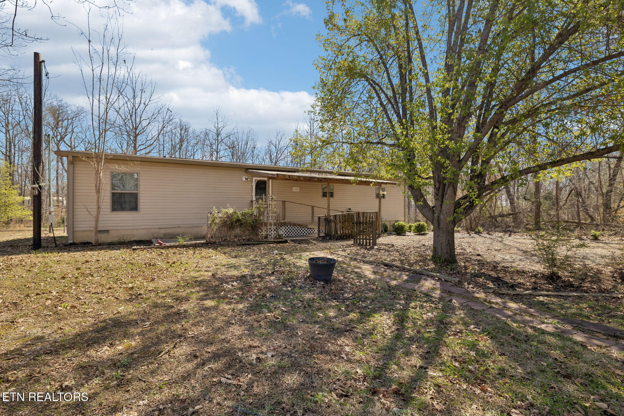 89 Poplar Drive Beechgrove, TN 37018 - Photo 33 of 37 33-89 Poplar Dr - 033