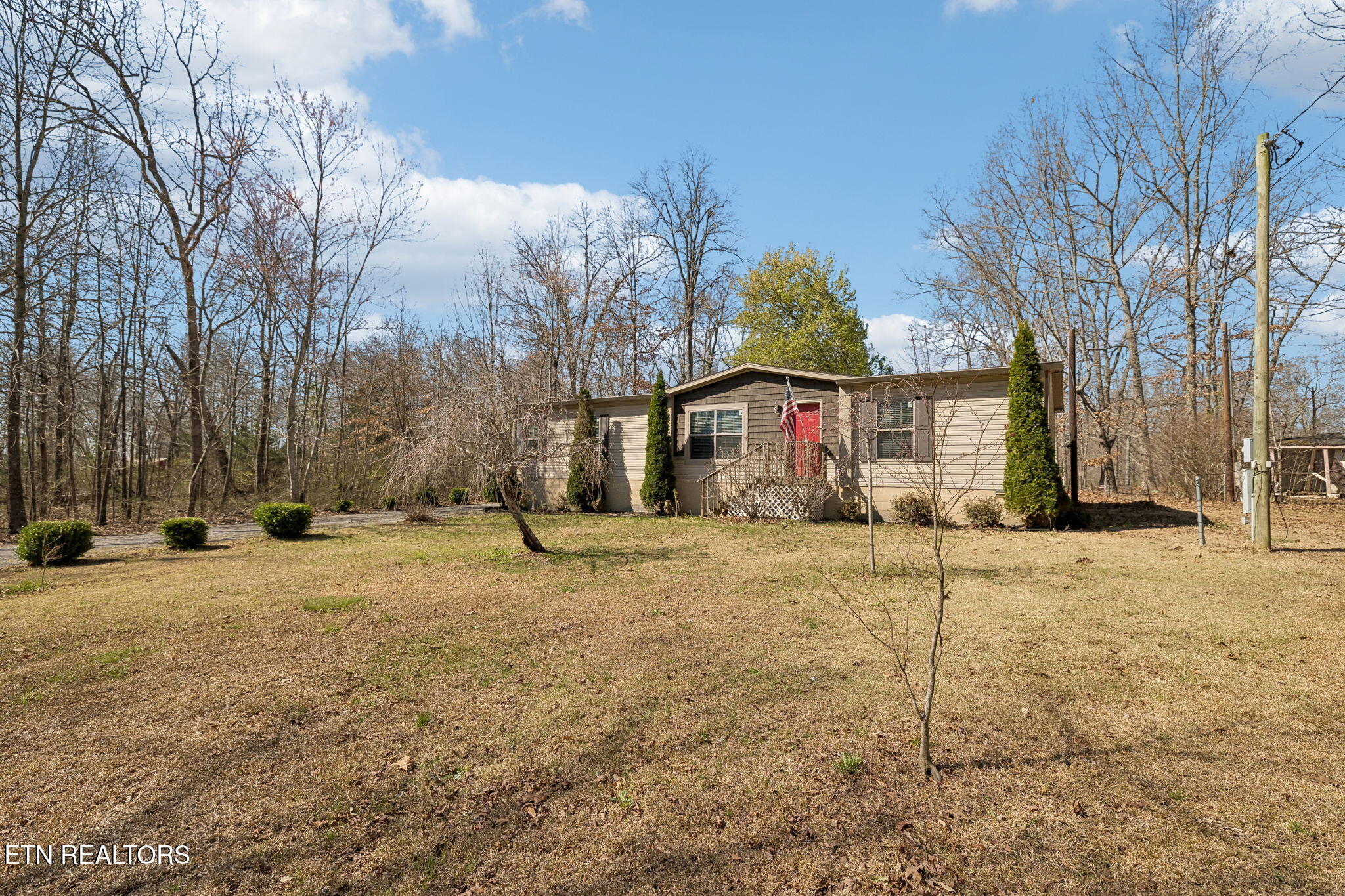 89 Poplar Drive Beechgrove, TN 37018 - Photo 6 of 37 4-89 Poplar Dr - 004