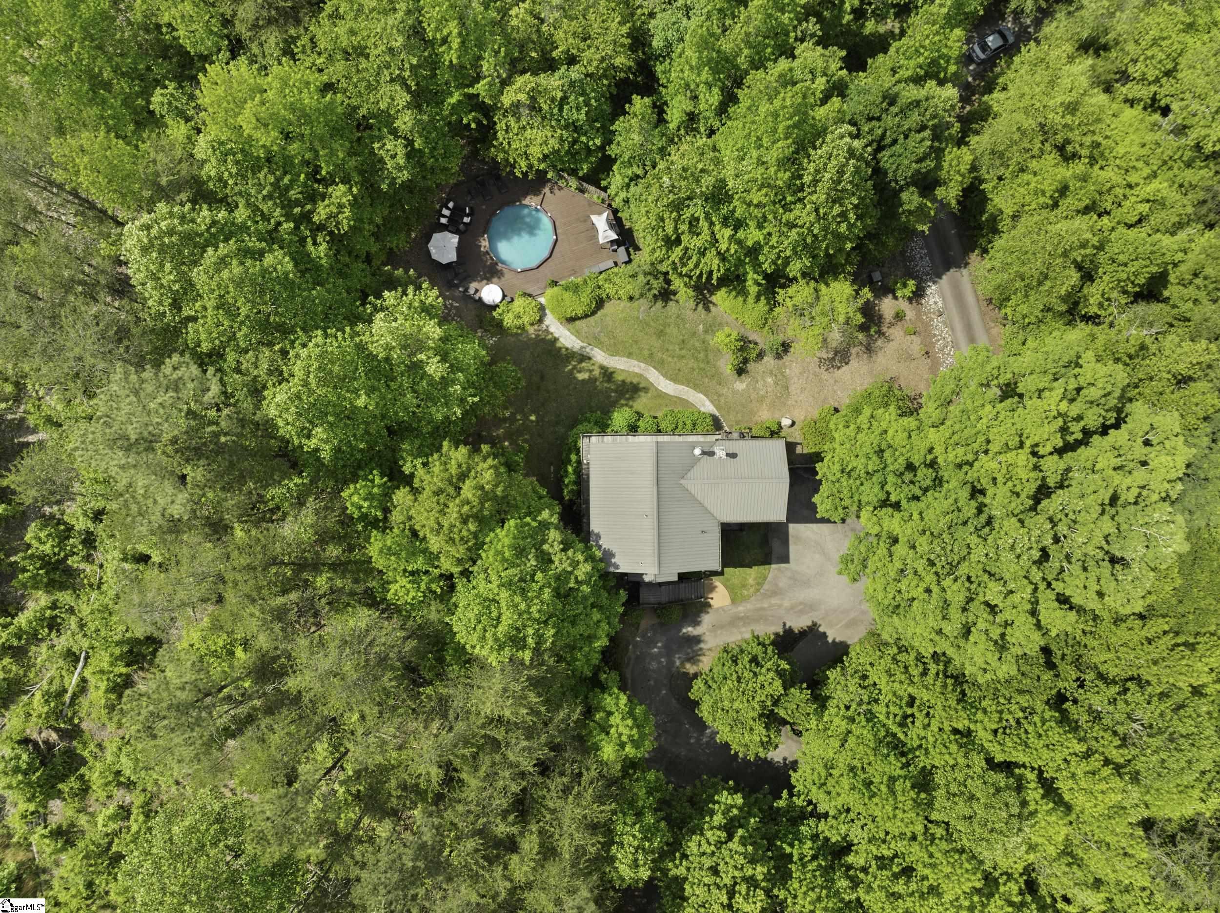 707 Lister Road Landrum, SC 29356 - Photo 2 of 28