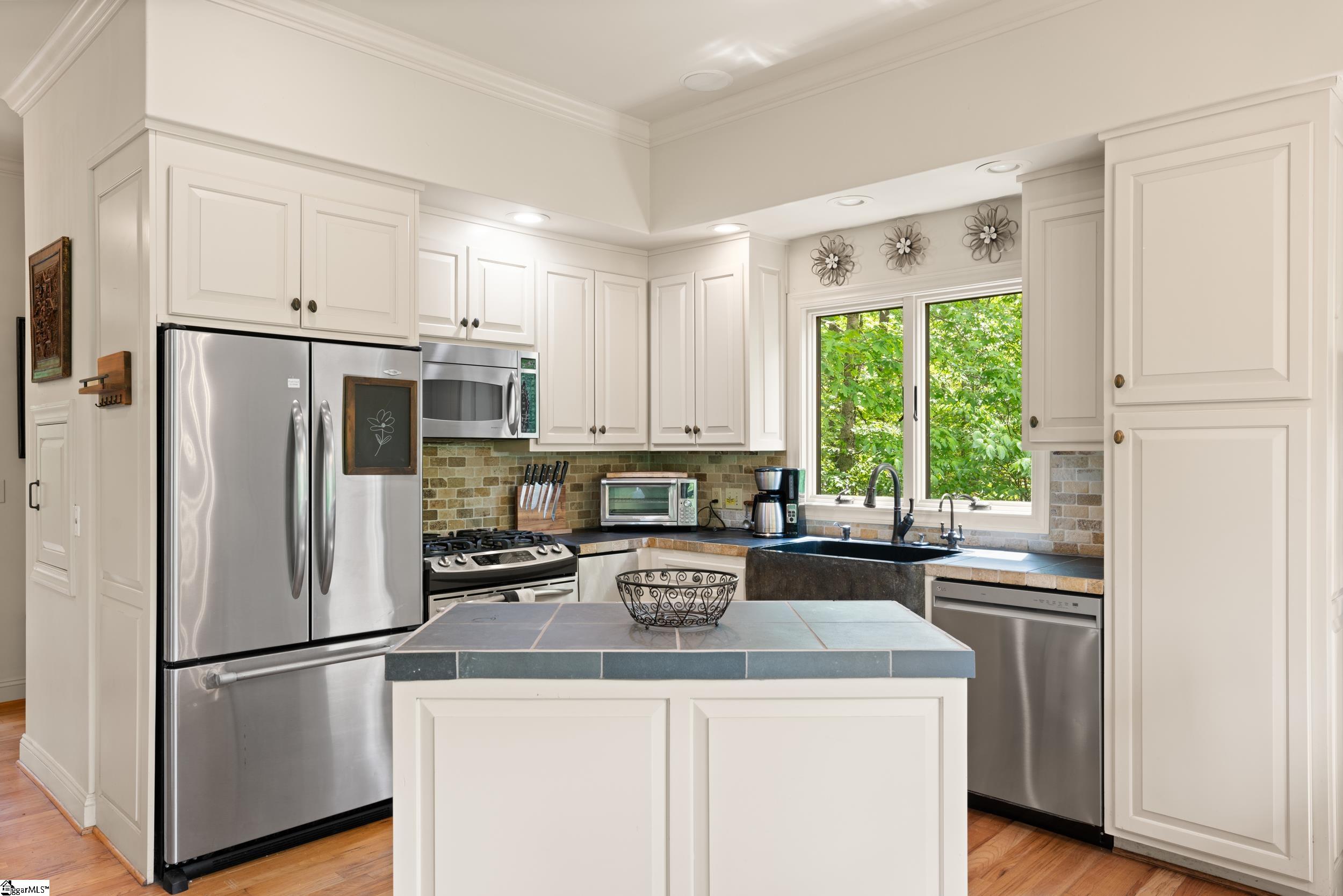 707 Lister Road Landrum, SC 29356 - Photo 5 of 28