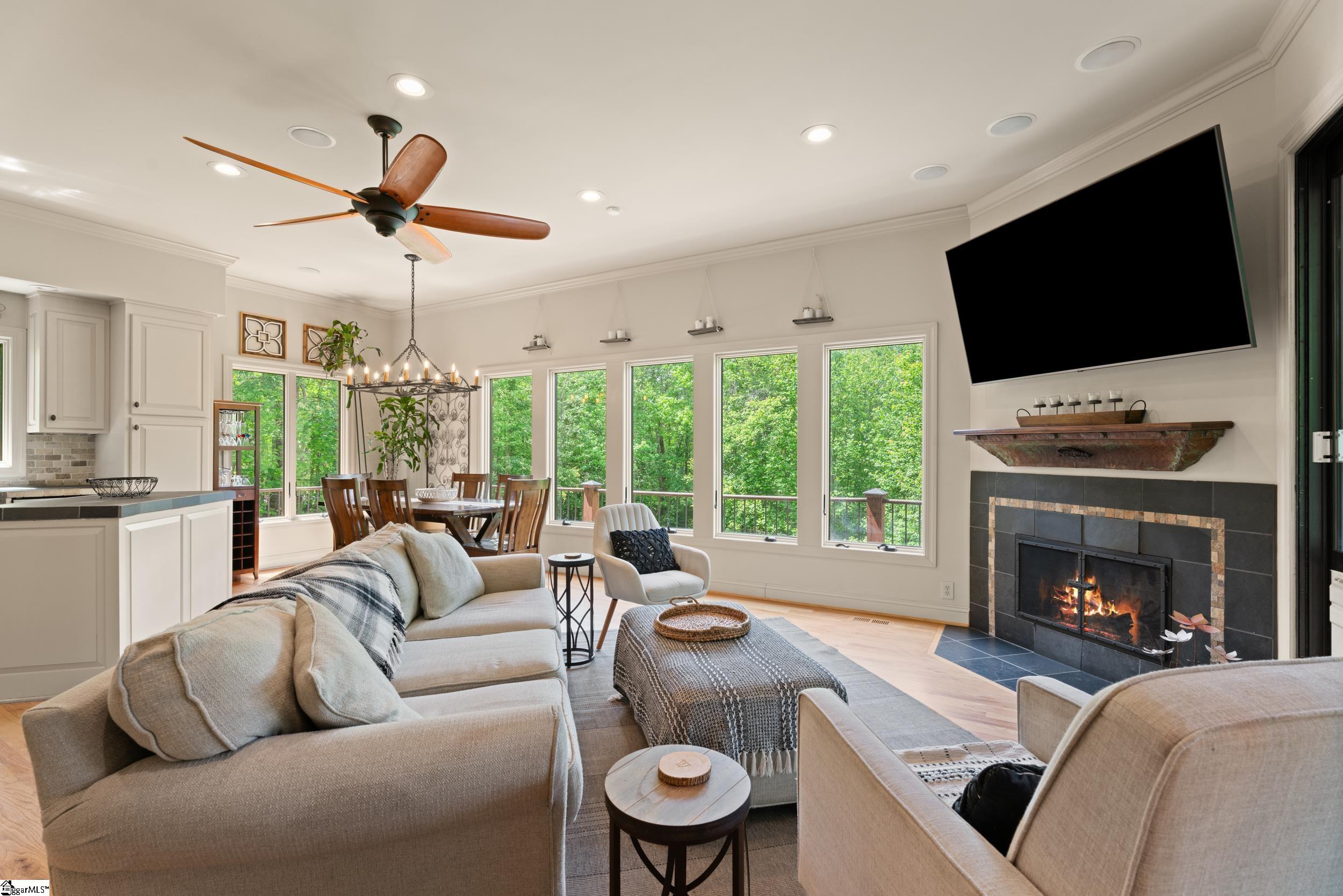 707 Lister Road Landrum, SC 29356 - Photo 8 of 28