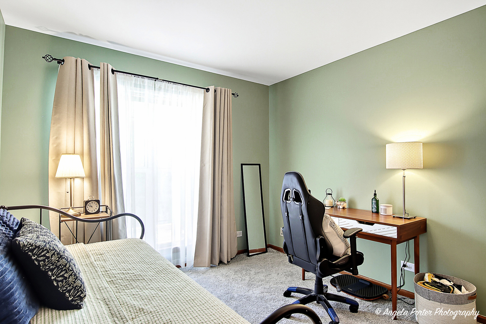 911 Ann Arbor Lane, Unit 253 Vernon Hills, IL 60061 - Photo 23 of 26 a bedroom with a bed a desk and a dresser