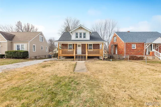 $175,000 | 2712 Gerson Avenue, Godfrey, IL 62035