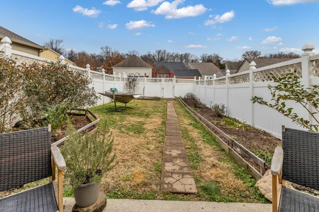 a house view with a outdoor space