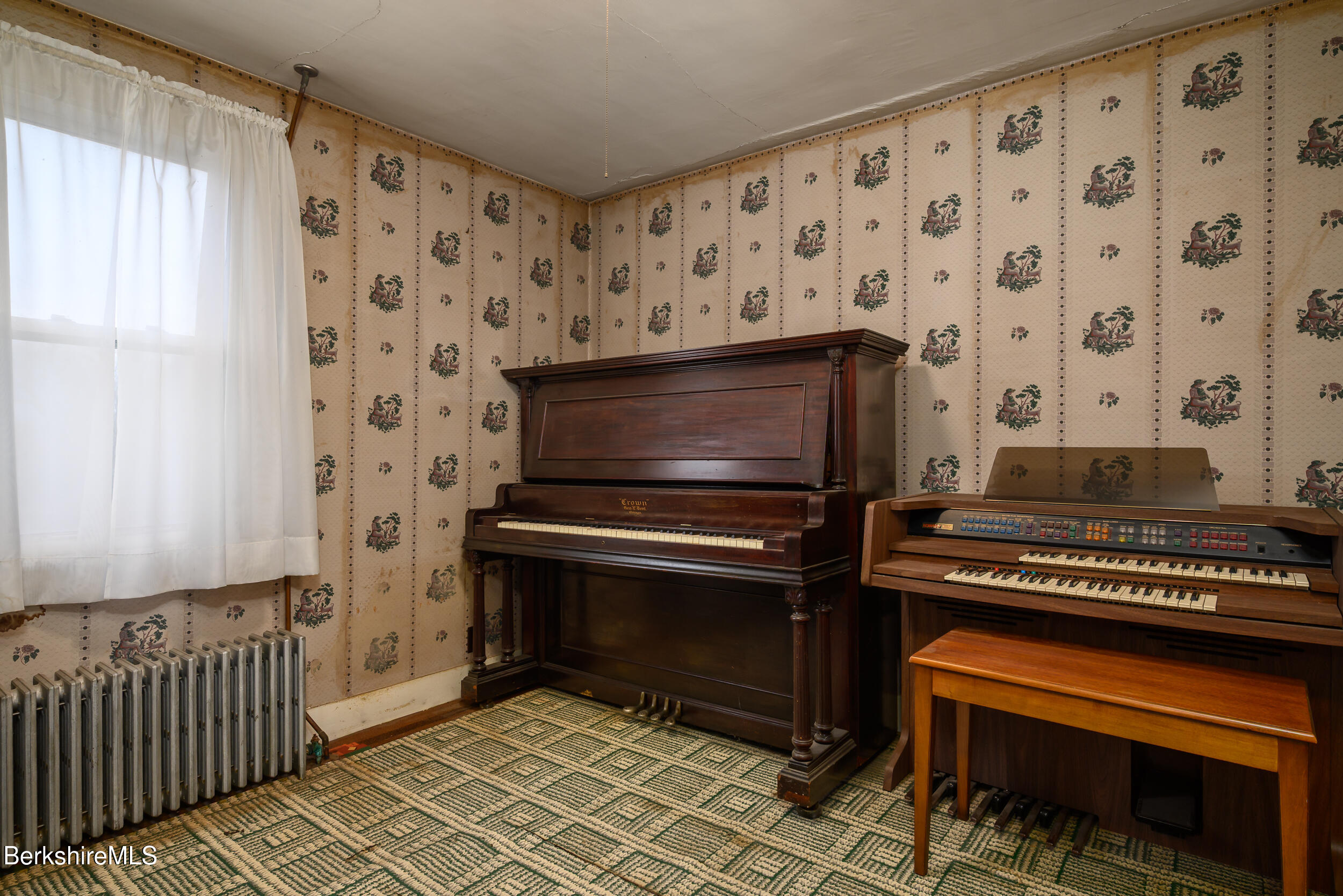 52 Alger Street Adams, MA 01220 - Photo 11 of 18 Bedroom 1