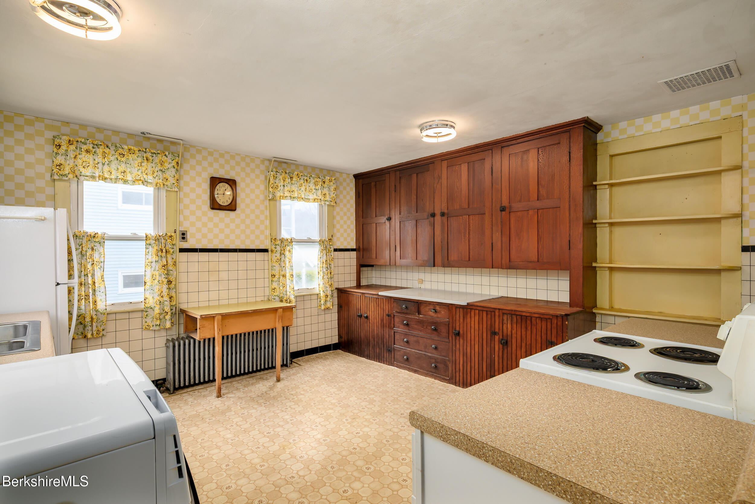 52 Alger Street Adams, MA 01220 - Photo 4 of 18 Kitchen Pic 1