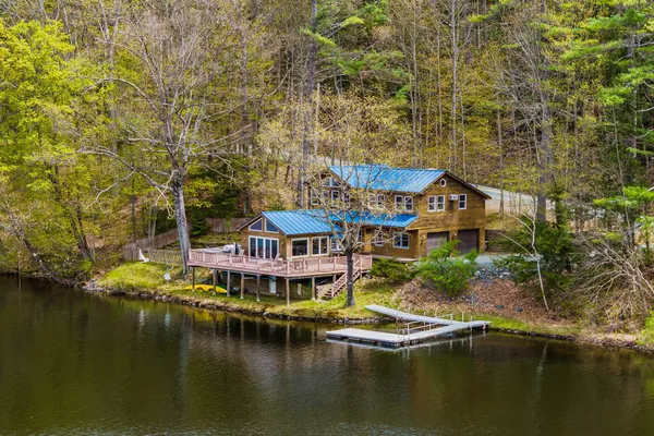 $2,300,000 | 32 River Road, Hanover, NH 03755