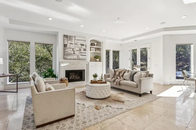 $3,395,000 | 6 Old Coach Road, Napa, CA 94558