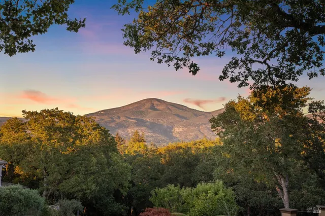 $3,395,000 | 6 Old Coach Road, Napa, CA 94558