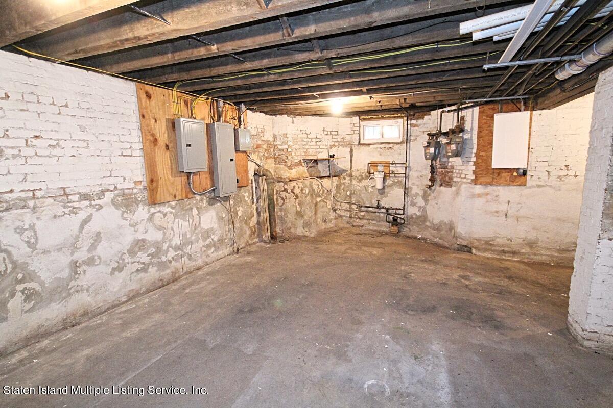 489 Clove Road Staten Island, NY 10310 - Photo 35 of 39 IMG_5527