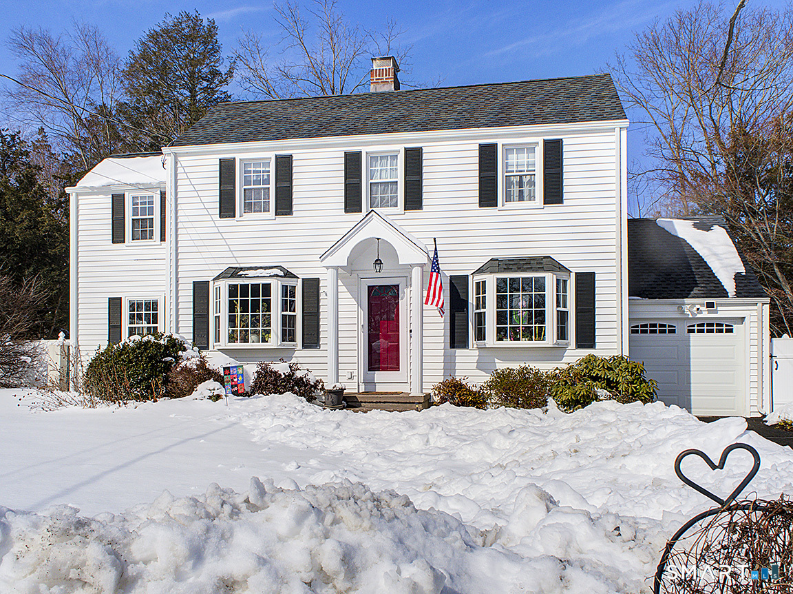 71 Vista Road North Haven, CT 06473 - Photo 2 of 32 a front view of a house with a yard