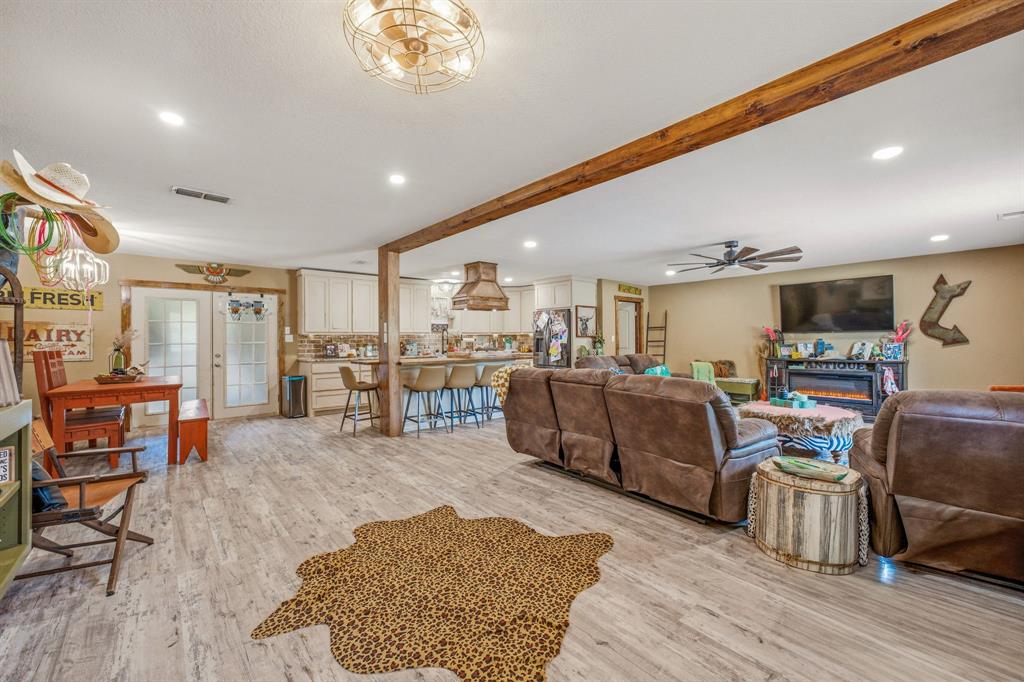 352 Seaberry Loop Graham, TX 76450 - Photo 3 of 36