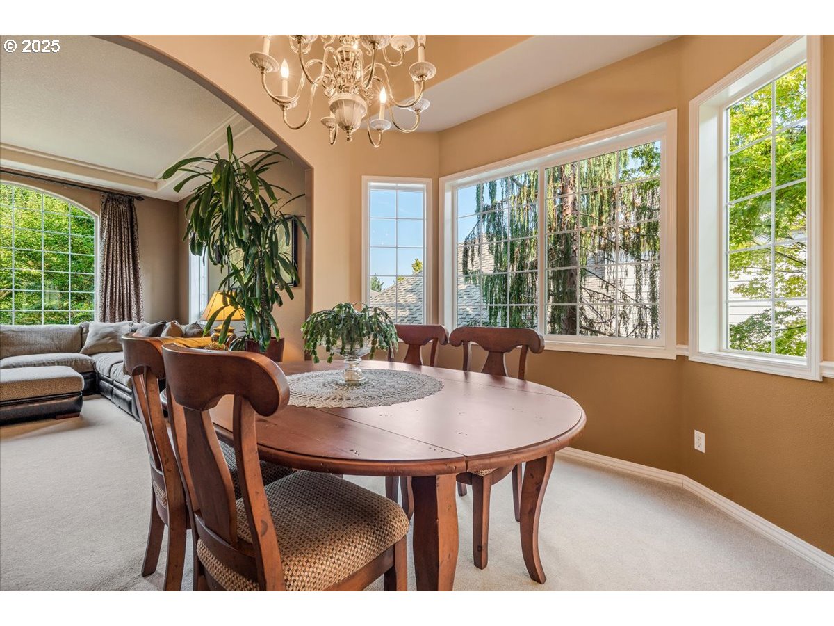 8336 Southwest 187th Avenue Beaverton, OR 97007 - Photo 11 of 48