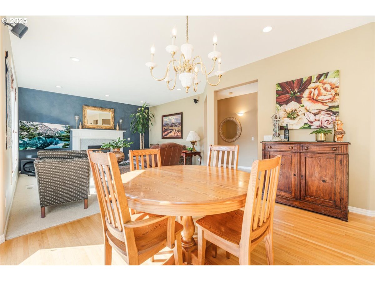 8336 Southwest 187th Avenue Beaverton, OR 97007 - Photo 19 of 48