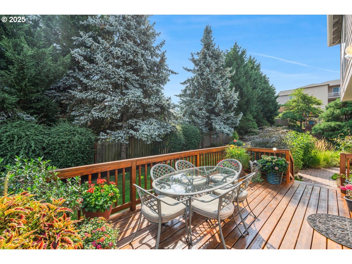 8336 Southwest 187th Avenue Beaverton, OR 97007 - Photo 41 of 48