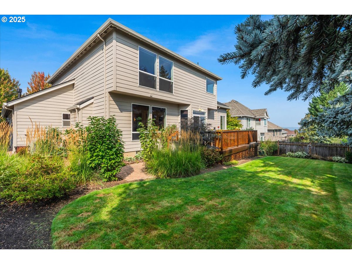 8336 Southwest 187th Avenue Beaverton, OR 97007 - Photo 44 of 48