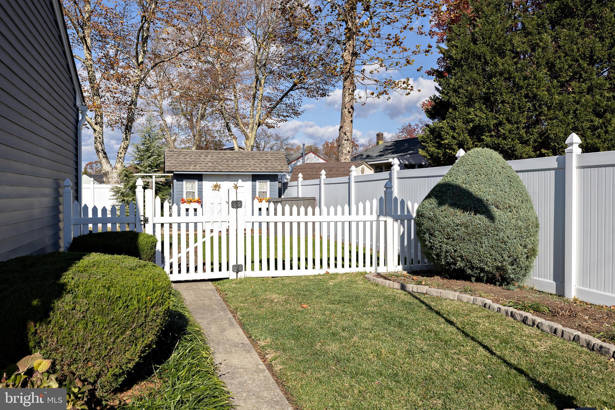 312 Croce Avenue Gibbstown, NJ 08027 - Photo 50 of 55 Right side gate entrance to back yard