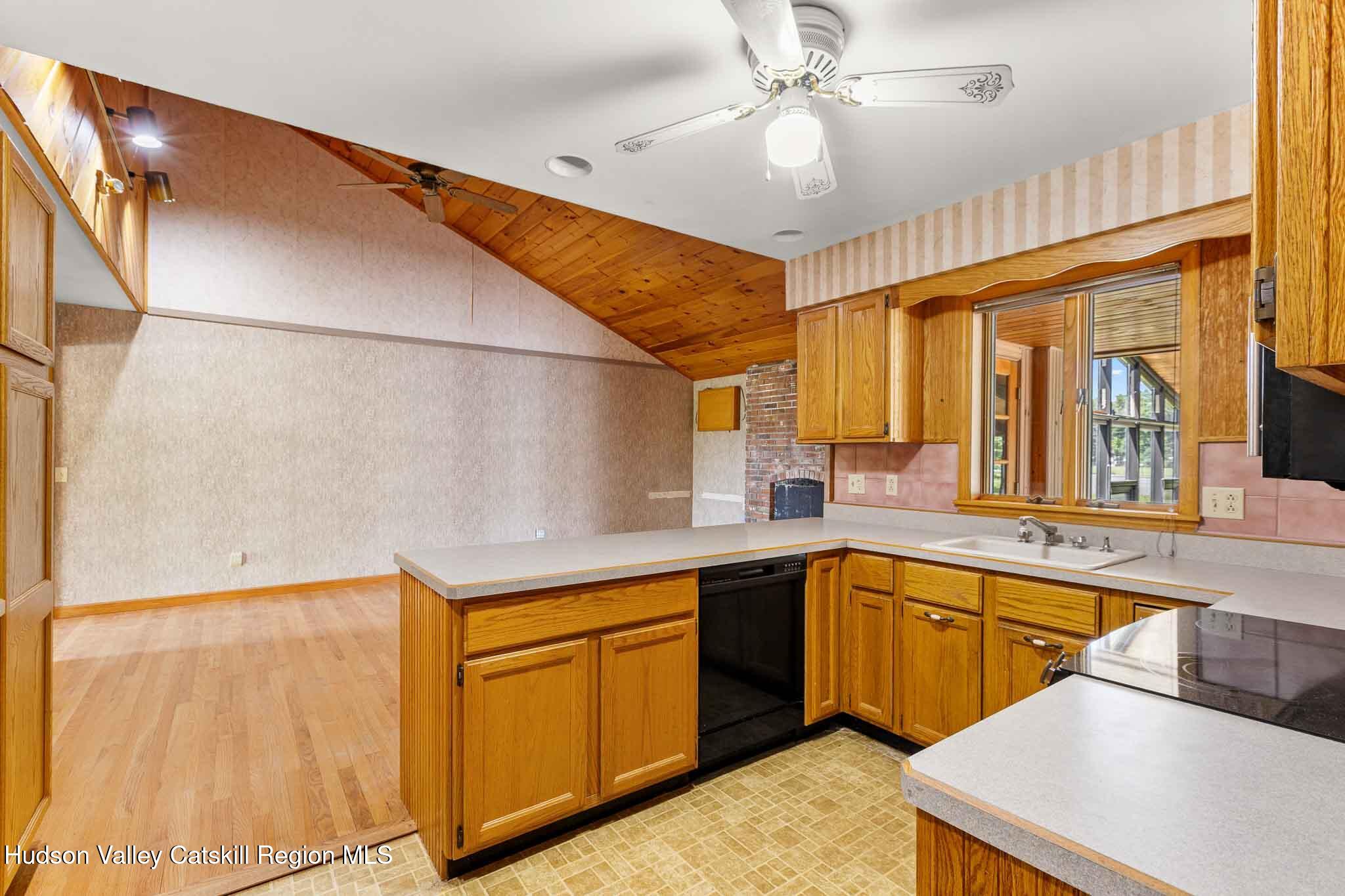 317 Mountain View Road Copake, NY 12516 - Photo 6 of 27 317 Mountain Webfreindly (13)