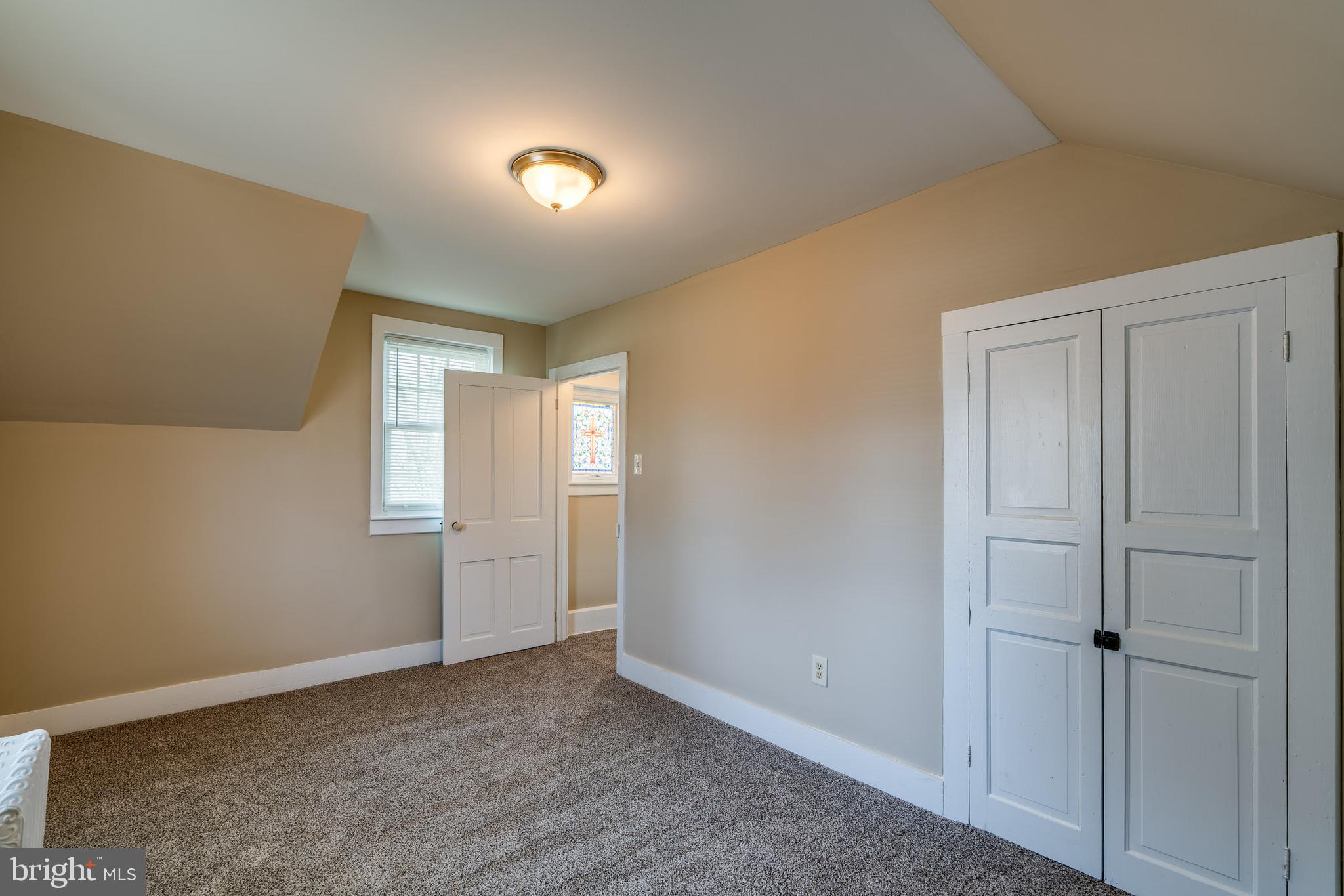 309 South Cherry Street Manheim, PA 17545 - Photo 23 of 34 a view of an empty room and window