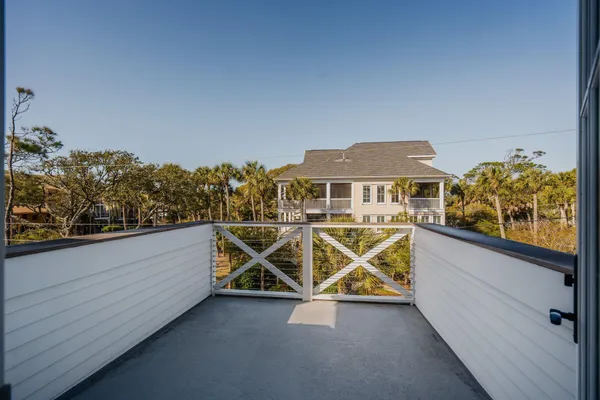 $4,000,000 | 720 West Ashley Avenue, Folly Beach, SC 29439