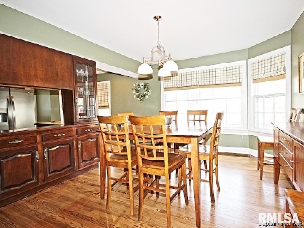 2147 Bates Springfield, IL 62704 - Photo 6 of 25 Gallery Image 6