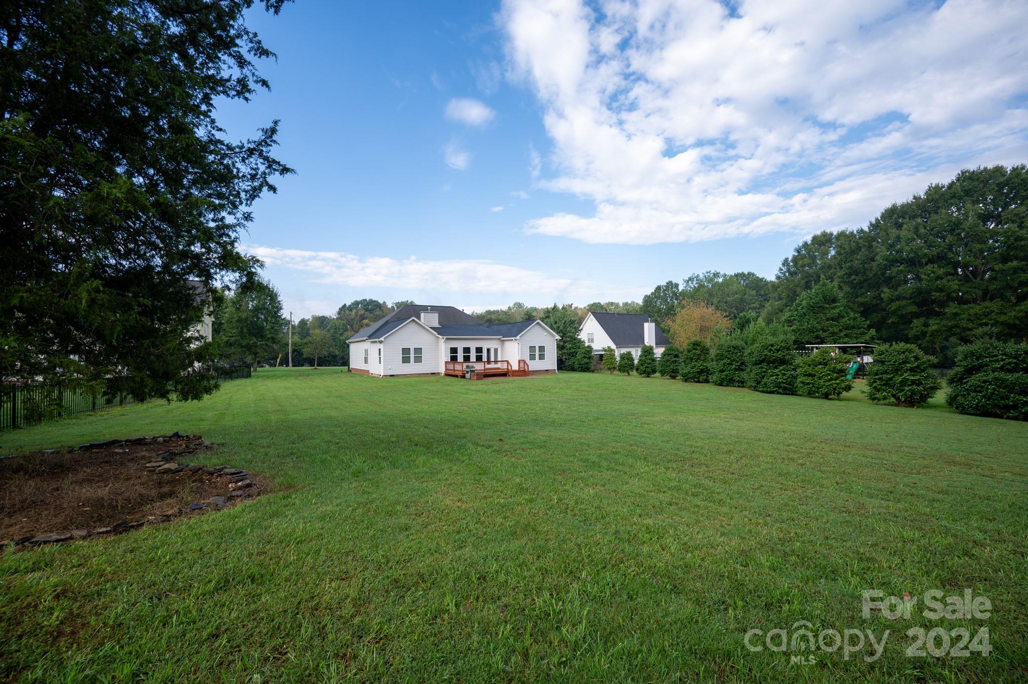 9532 Potter Road Matthews, NC 28104 - Photo 25 of 27