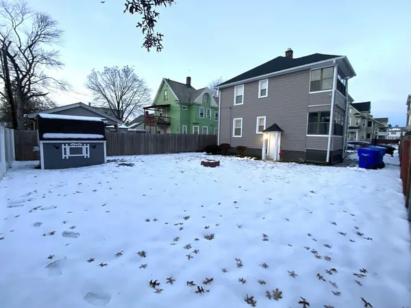 $1,600 | 46 Mooreland Street, Unit 1, Springfield, MA 01104