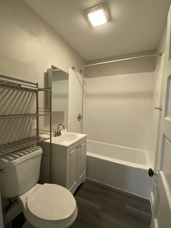 46 Mooreland Street, Unit 1 Springfield, MA 01104 - Photo 8 of 19