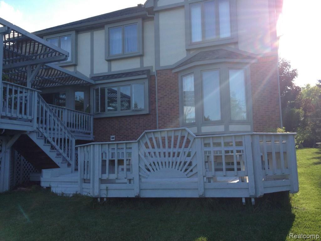 6150 Country Ridge Drive Troy, MI 48098 - Photo 28 of 35 Lower Deck.jpg