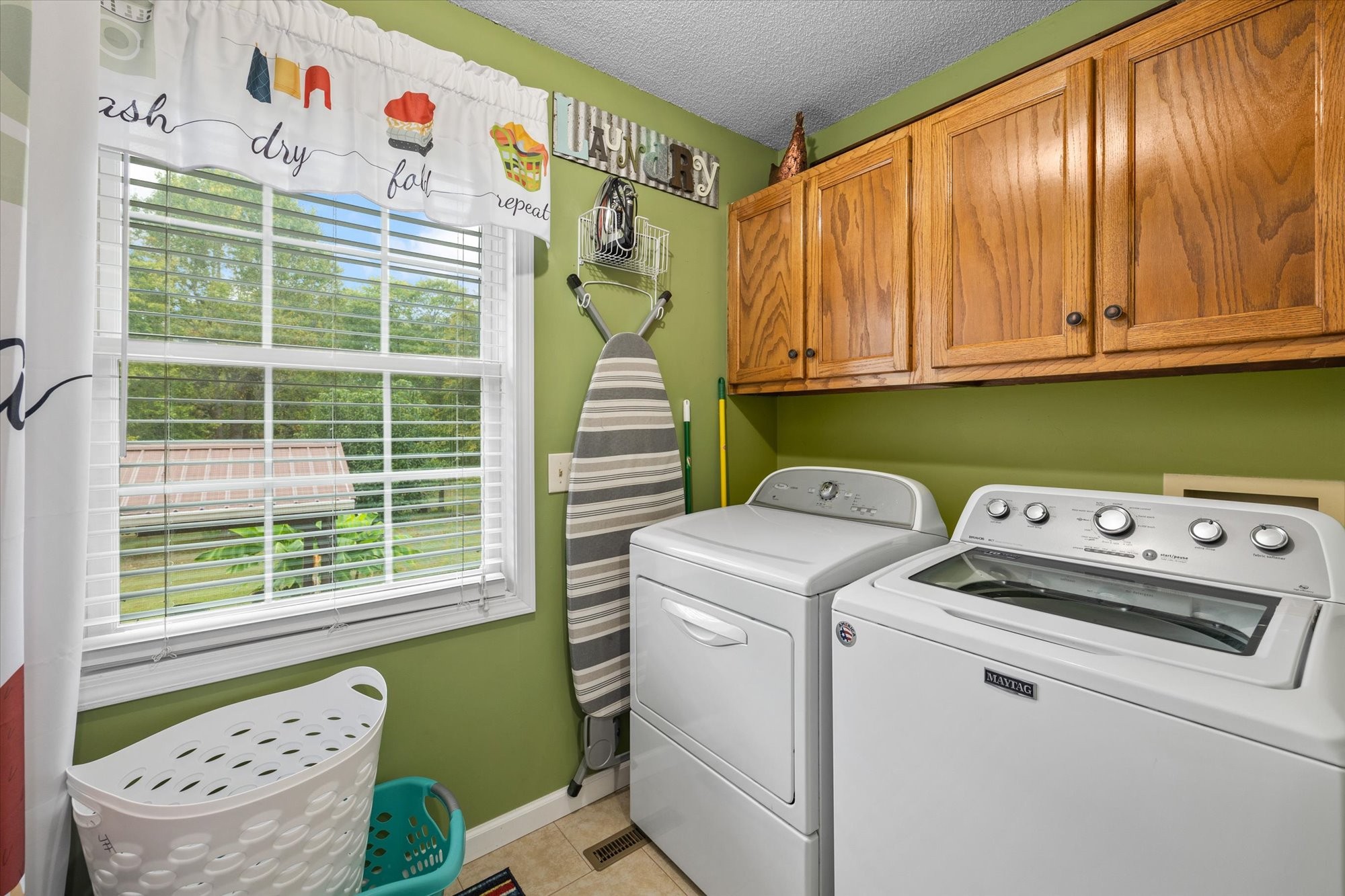 7214 Sarah Thomas Road Silver Point, TN 38582 - Photo 18 of 52 a utility room with dryer and washer