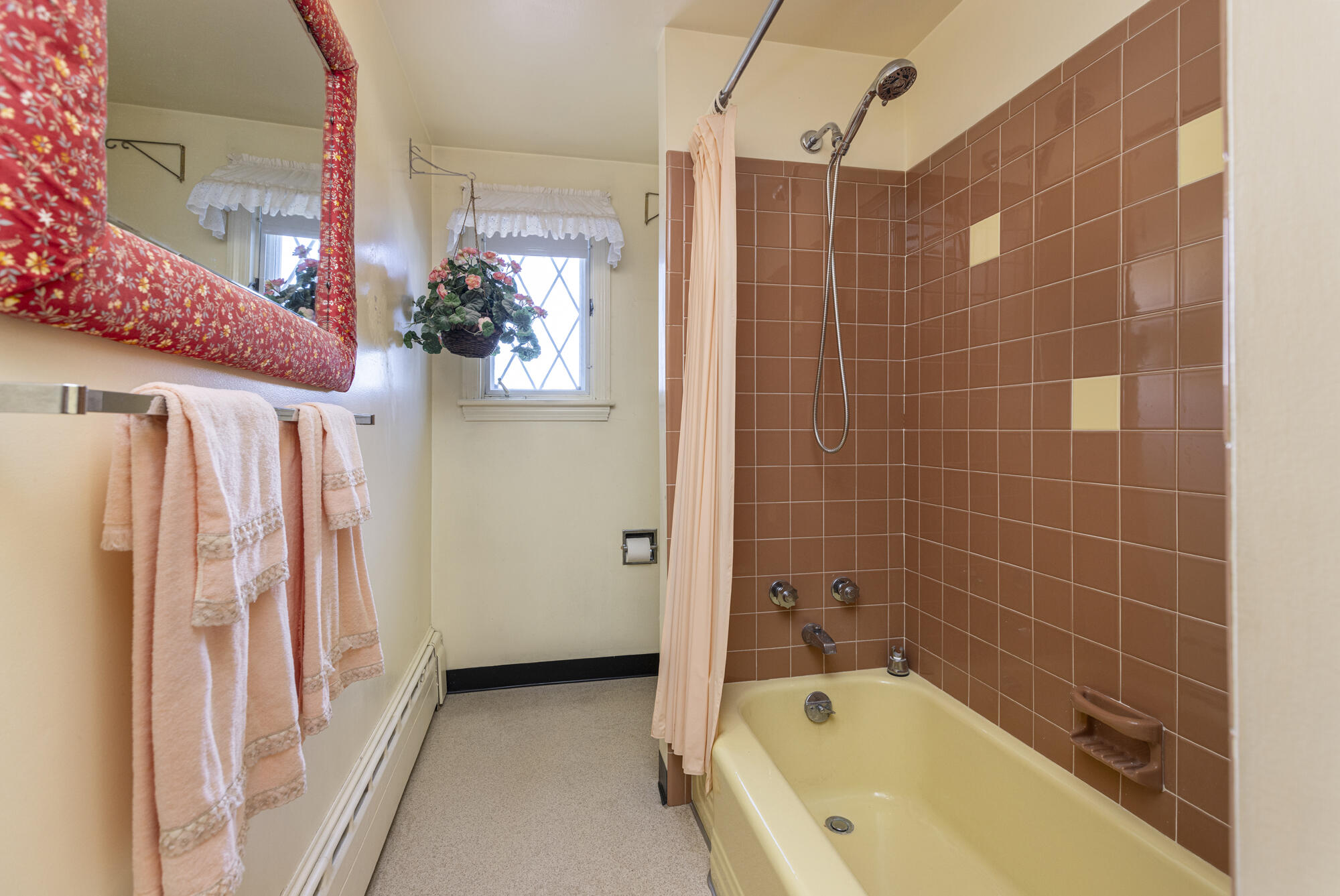 239 Flaggy Meadow Road Gorham, ME 04038 - Photo 17 of 44 239 Flaggy Meadow Rd_W5_022