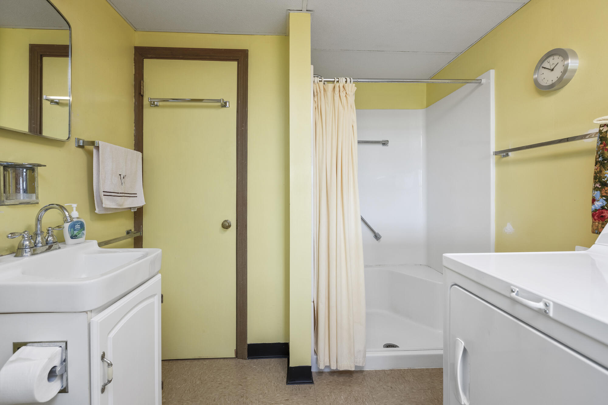 239 Flaggy Meadow Road Gorham, ME 04038 - Photo 21 of 44 239 Flaggy Meadow Rd_W5_027