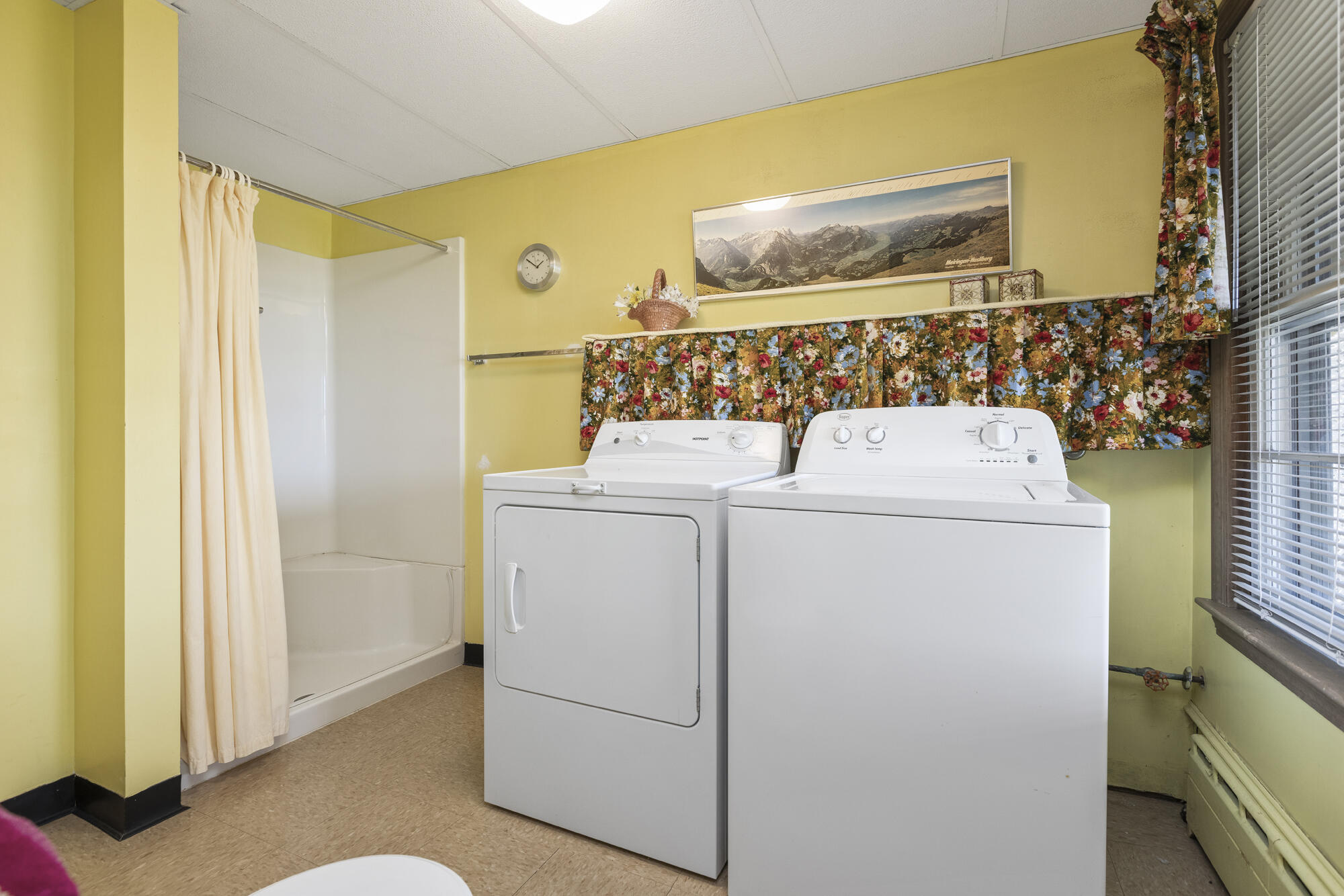 239 Flaggy Meadow Road Gorham, ME 04038 - Photo 22 of 44 239 Flaggy Meadow Rd_W5_026